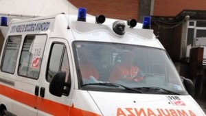 Calabria – Scontro tra auto e camion sulla SS 106, 3 morti e un ferito grave