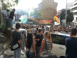 “Comitato docenti autoconvocati di Catanzaro” partecipano alla manifestazione degli studenti