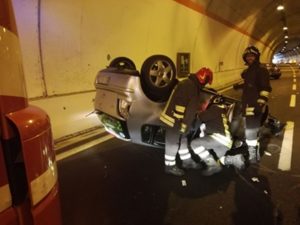 Incidente sulla Statale 106 vicino svincolo di Squillace, sei feriti