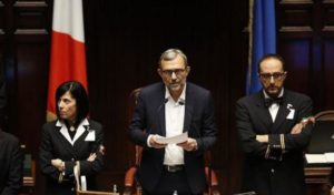 Montecitorio. Giachetti senza cravatta all’elezione di Fico