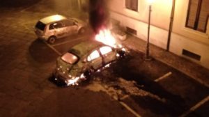 Incendiata l’auto di un dirigente scolastico a Squillace