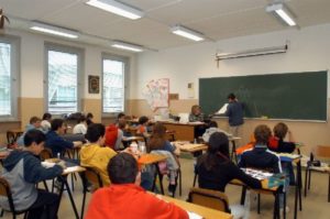 “Il 24 settembre unica data di apertura delle  scuole in Calabria”