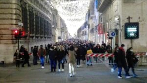 “Italia zona rossa dal 24 dicembre al 7 gennaio”