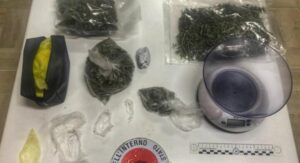 Nascondeva in casa 340 grammi di marijuana, 23enne arrestato