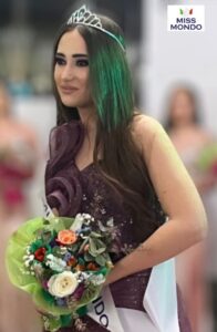 Denise Martino vince la selezione del concorso di bellezza di Miss Mondo Calabria.