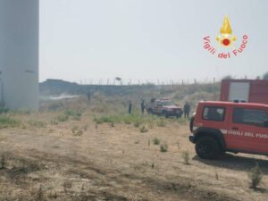 Caldo bollente in Calabria e divampano gli incendi