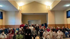 Monsignor Maniago visita la fondazione “Villa della  Fraternità” di S. Andrea Jonio