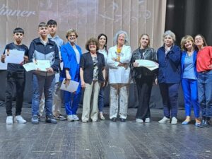 Soverato, ambiente e verde pubblico: dalle scuole 100 lavori e lettera al sindaco per il concorso Ode alla Madre Terra della Biblioteca delle Donne