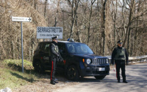 Controlli dei carabinieri nelle aree montane, sanzioni e denunce