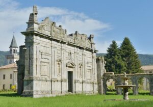 C’è una Calabria di pietra da valorizzare e Serra San Bruno potrebbe essere la “capitale del granito e degli scalpellini”