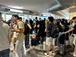 Estate nera per i trasporti aerei: 15 milioni di risarcimento a giugno