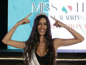 Anna Claudia Celi di Montepaone incoronata nuova Miss Italia Calabria 2024