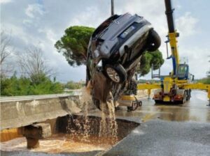 Maltempo in Calabria, squadre Anas al lavoro