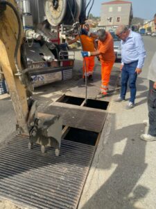 Catanzaro, in corso pulizia e bonifica dei canaloni del territorio comunale